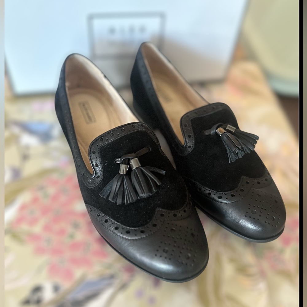 🖤 ALEX MARIE Black Tassel Loafers – NWB, Size 7.5

✨